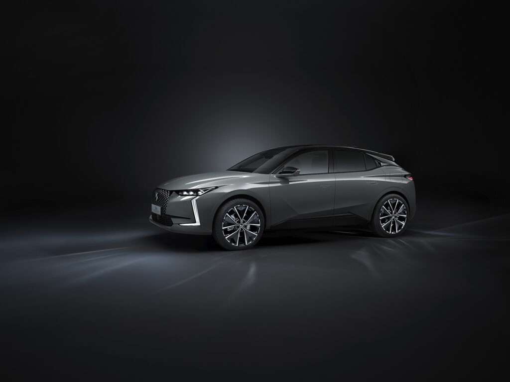 DS 4 conquista troféu de “AUTOMÓVEL MAIS BELO DE 2022”