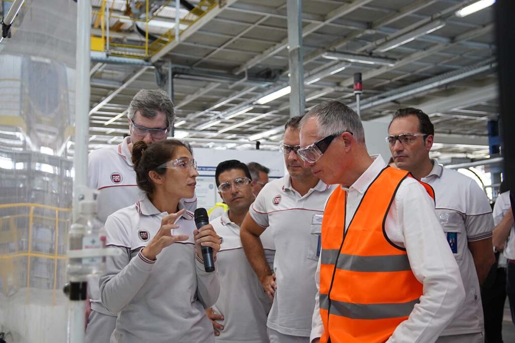 Stellantis reforça o seu compromisso para a progressão das mulheres com um acordo com as Nações Unidas
