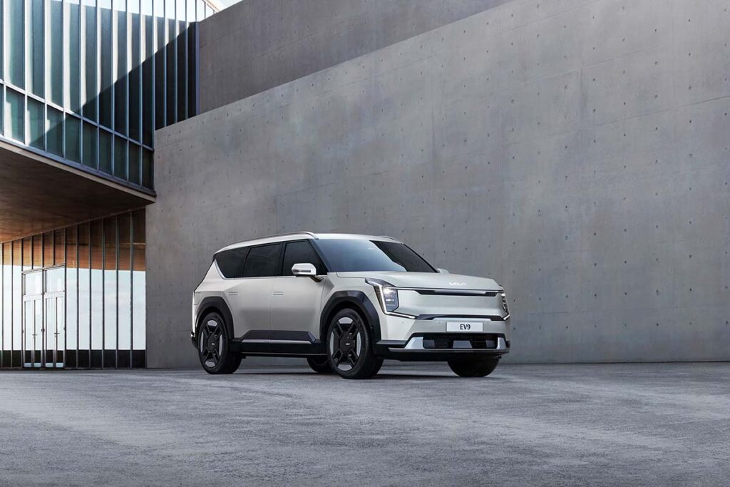 Kia EV9 revelado: Novo elétrico da marca alia design arrojado ao caráter de SUV