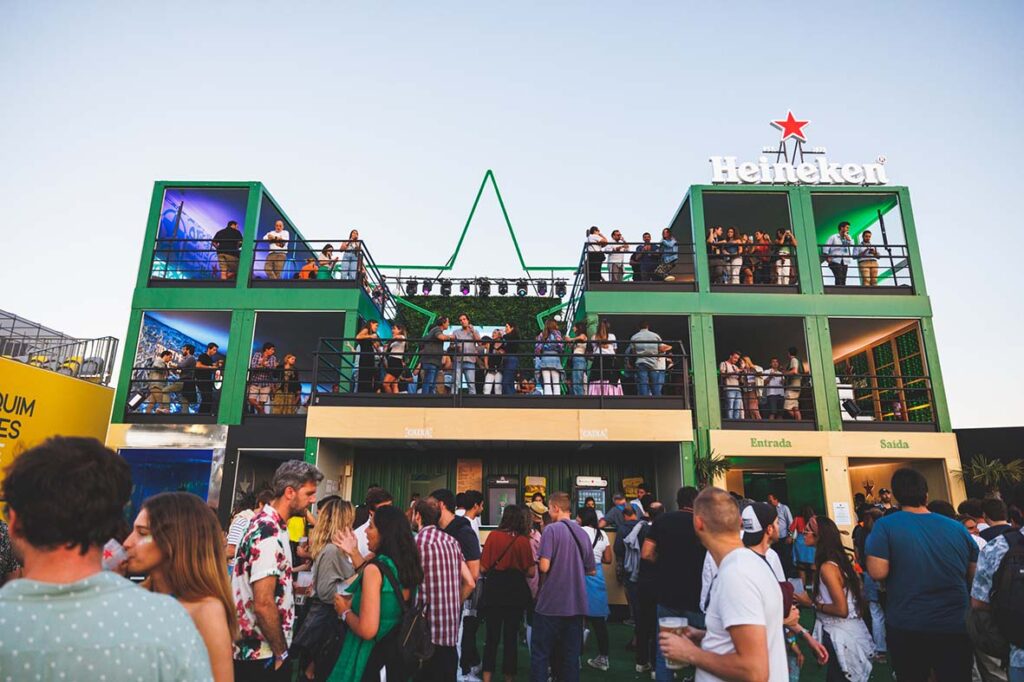 Heineken Silver refresca ligação à música e celebra com oferta de bilhetes