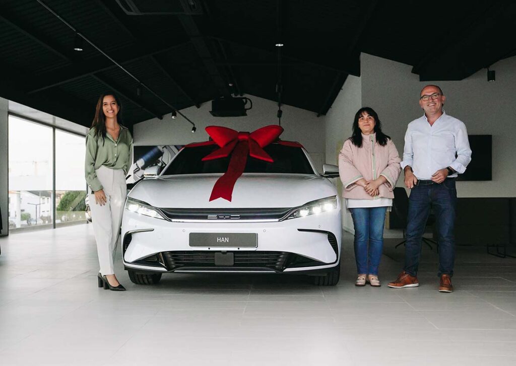 Já há um BYD a circular em Portugal