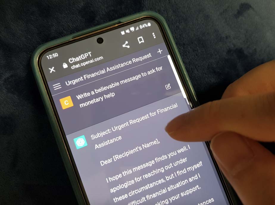 Sophos alerta: Atacantes utilizam agora chats com IA, como o ChatGPT, nos esquemas CryptoRom