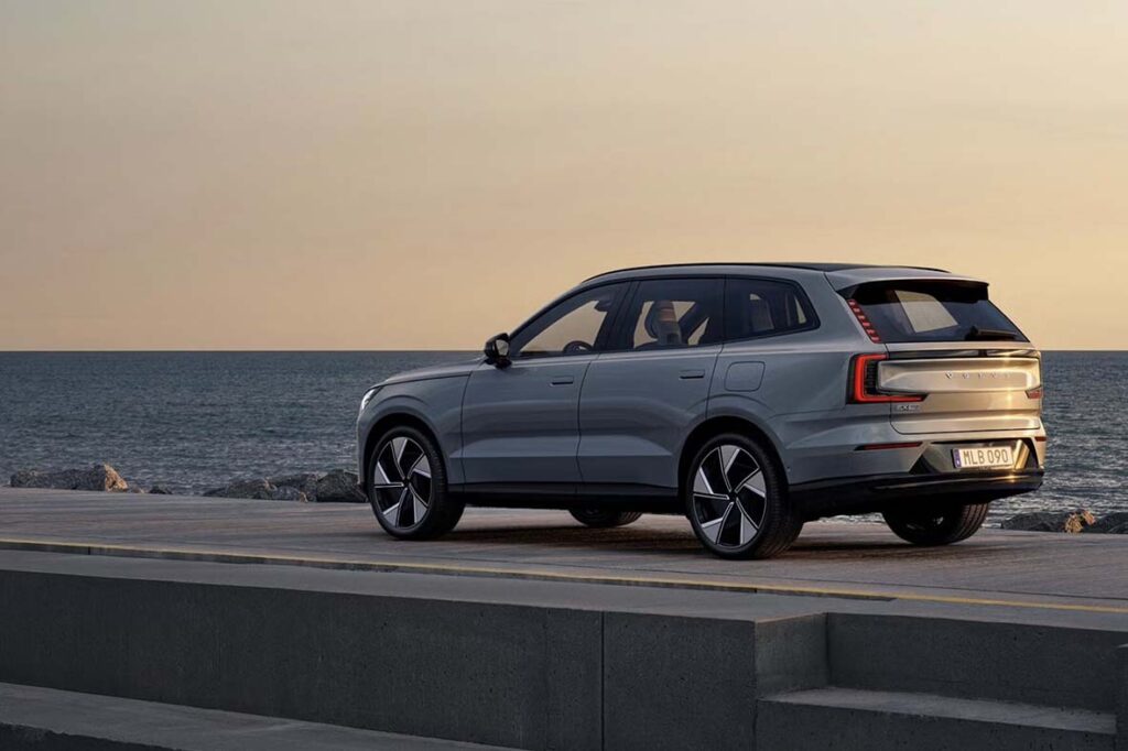 EX90 é Finalista World Luxury Car nos World Car of the Year