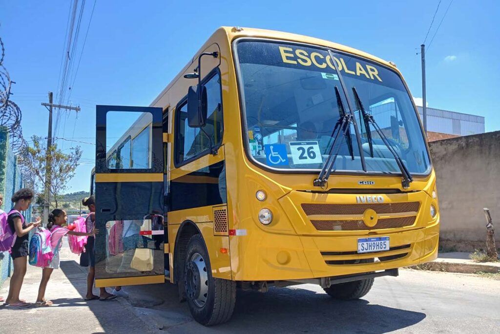 IVECO BUS: Um marco histórico com a entrega de 10.000 autocarros escolares no âmbito do programa Caminho da Escola, no Brasil