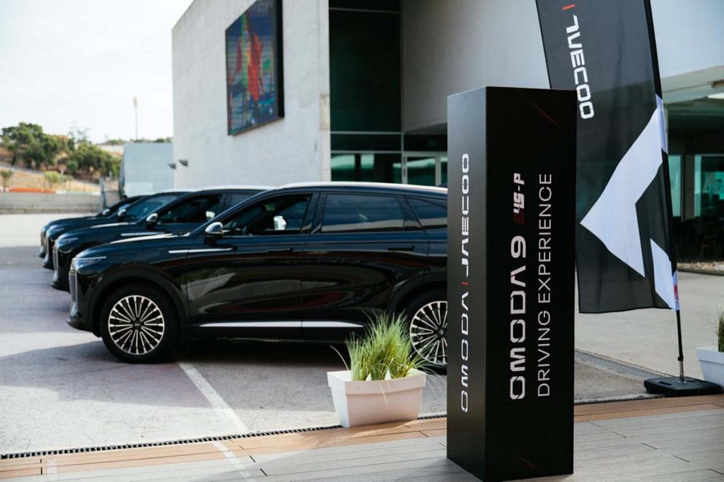 OMODA 9 leva tecnologia e 535 cv para o Autódromo Internacional do Algarve