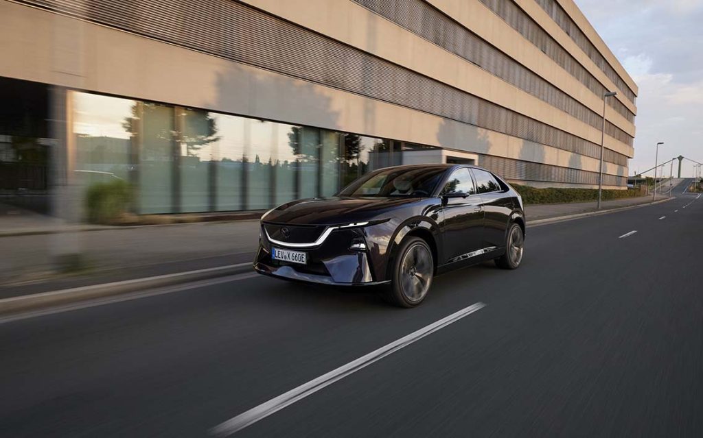 NOVO MAZDA CX-6e CHEGA OFICIALMENTE A PORTUGAL